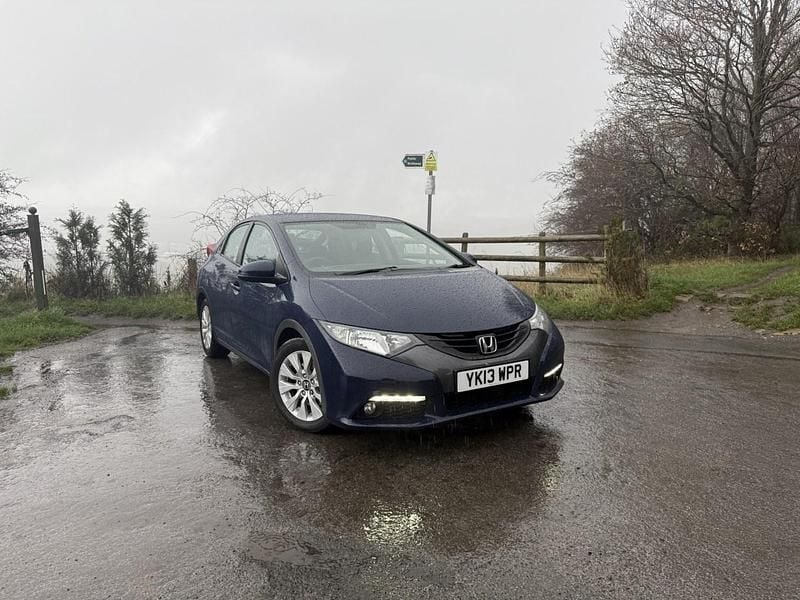 Blue Used 2013 Honda Civic ES Hatchback | £2,000 (Fair price) - Image 1/4