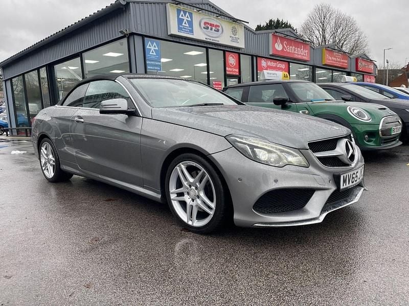 Usado Mercedes E220 AMG line 2015 Prateado Cabrios