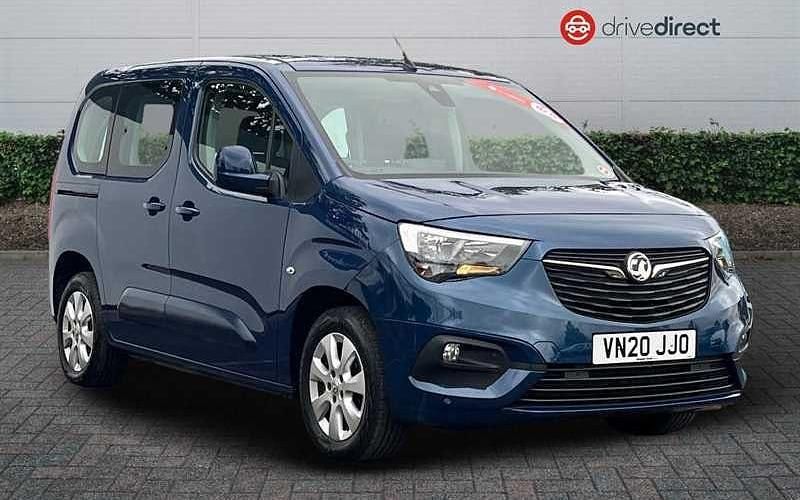 Blue Used 2020 Vauxhall Combo S MPV | £13,750 (A bit pricey) - Image 1/4