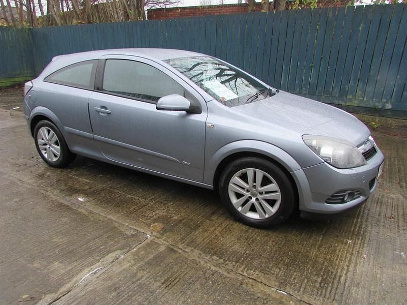 Silver Used 2008 Vauxhall Astra Sport Hatchback | £1,695 (Good price) - Image 1/4