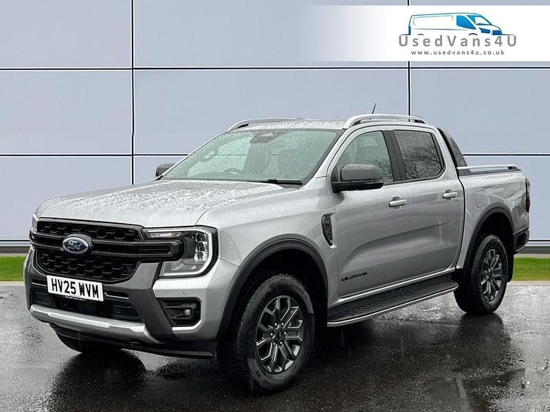 Used Ford Ranger Wildtrack 240 HP (176 kW) 2025 Silver Pickup