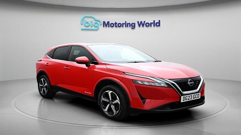 Used Nissan Qashqai N-Connecta 190 HP (139 kW) 2023 Red SUV
