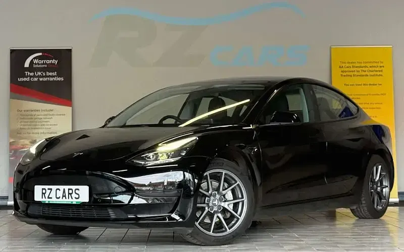 Used Tesla Model 3 Standard Range 208 kW (283 HP) 2021 Black Sedan