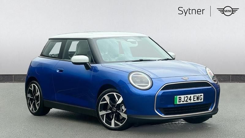 Blue Used 2024 Mini Cooper Hatch Hatchback | £24,500 (A bit pricey) - Image 1/4