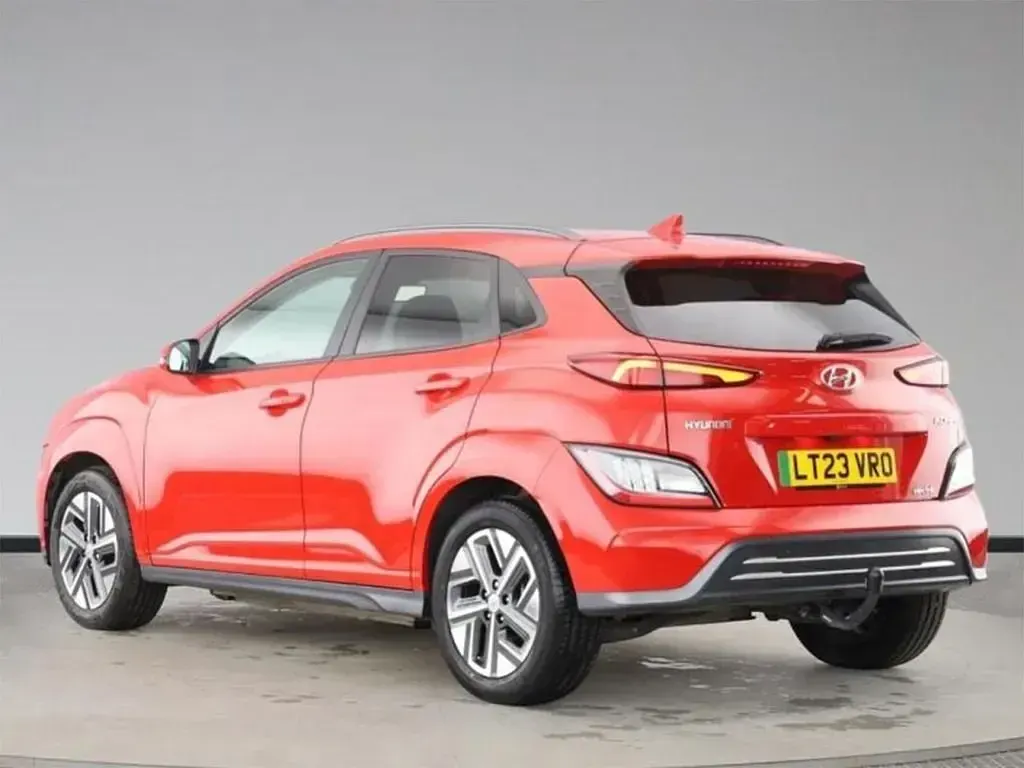 Gebraucht Hyundai Kona Ultimate 150 kW (204 PS) 2023 Rot SUV
