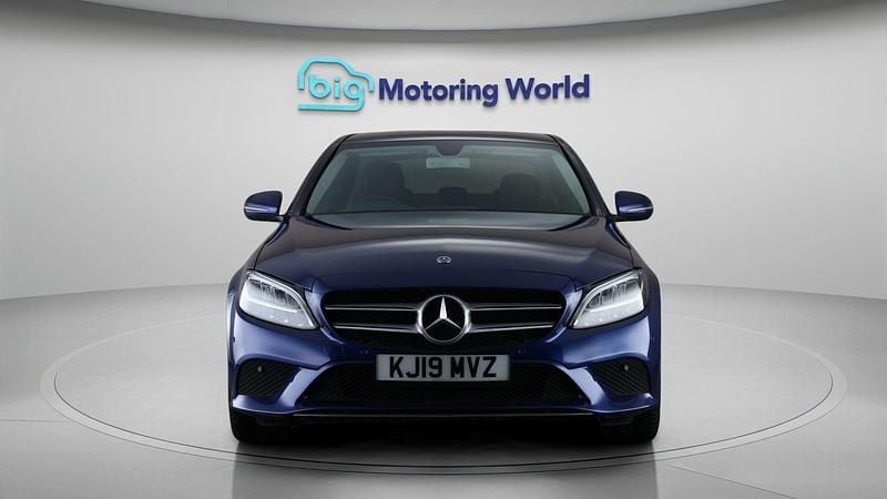 Used Mercedes C220 191 HP (140 kW) 2019 Blue Sedan