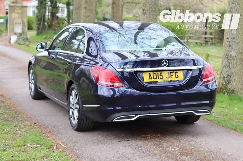 Used Mercedes C200 184 HP (135 kW) 2015 Blue Sedan