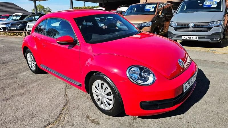 Used VW Beetle 105 HP (77 kW) 2013 Red Hatchback