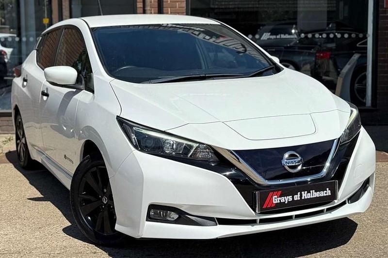 White Used 2020 Nissan Leaf Acenta Hatchback | £7,490 (Good price) - Image 1/1