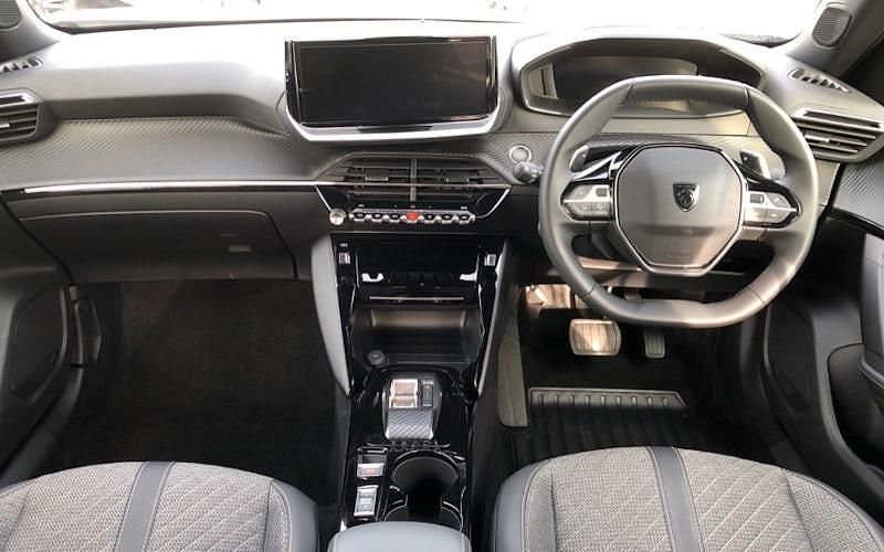 Used Peugeot 2008 Allure 137 HP (100 kW) 2024 White SUV