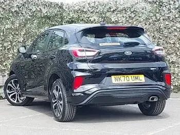 Käytetty Ford Puma ST-Line 125 HP (91 kW) 2020 Musta Katumaasturi