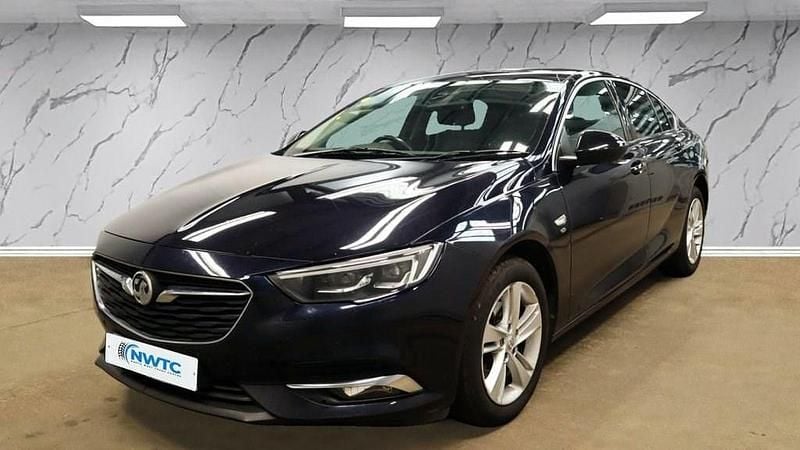 Used Vauxhall Insignia Elite 2018 Blue Hatchback