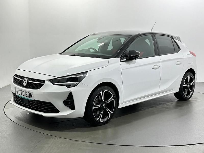 Used Vauxhall Corsa SRi 131 HP (96 kW) 2021 White Hatchback