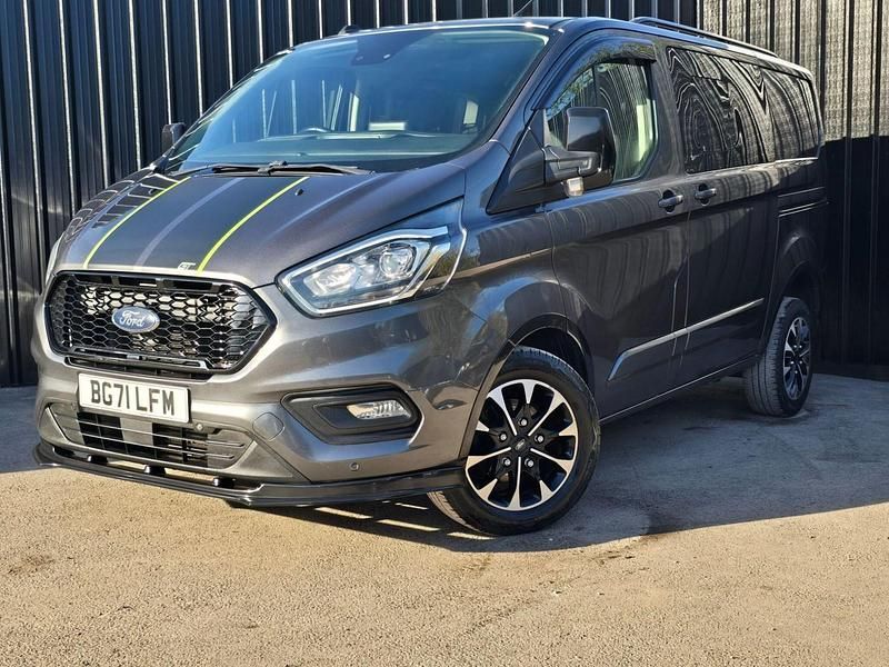 Used Ford Transit Custom Limited 185 HP (136 kW) 2021 Grey Van