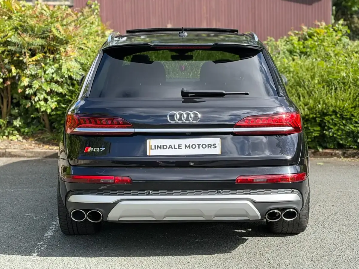 Used Audi SQ7 Advanced 435 HP (319 kW) 2020 Black SUV