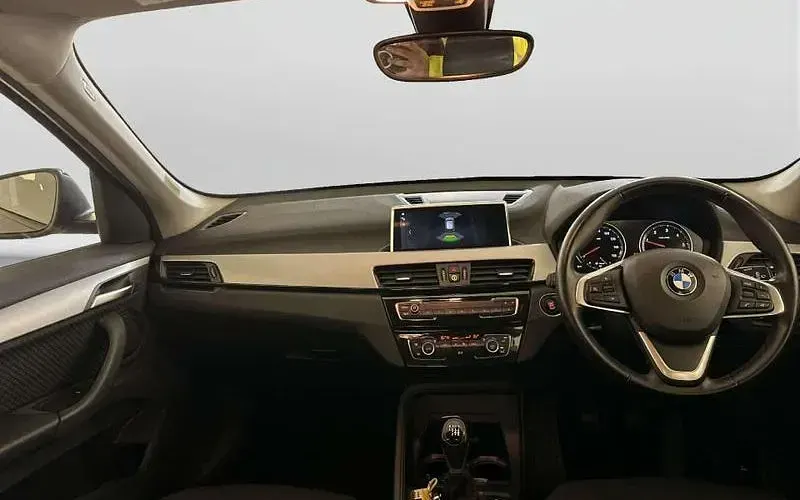 Second-hand BMW X1 Impressive 150 CP (110 kW) 2021 Negru SUV
