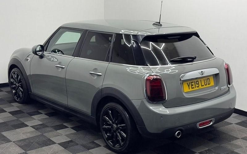 Used Mini Cooper Exclusive 136 HP (100 kW) 2019 Grey Hatchback