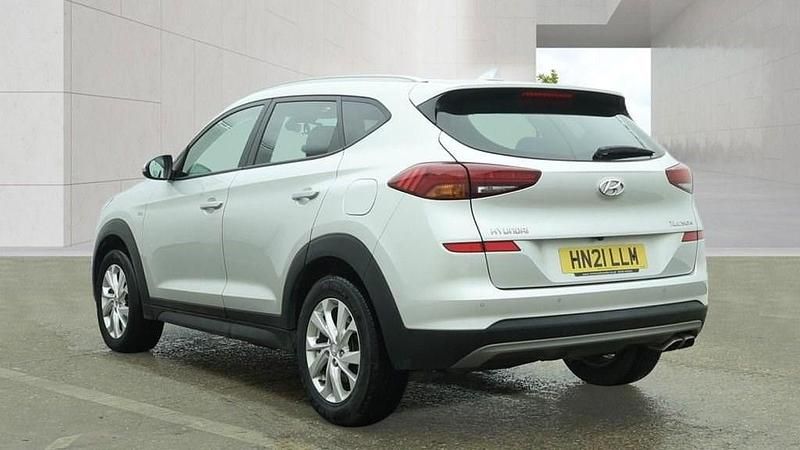 Used Hyundai Tucson SE 136 HP (100 kW) 2021 Silver SUV