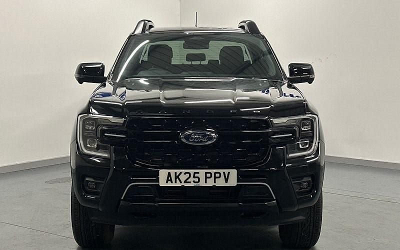 Used Ford Ranger 281 HP (206 kW) 2025 Black Pickup