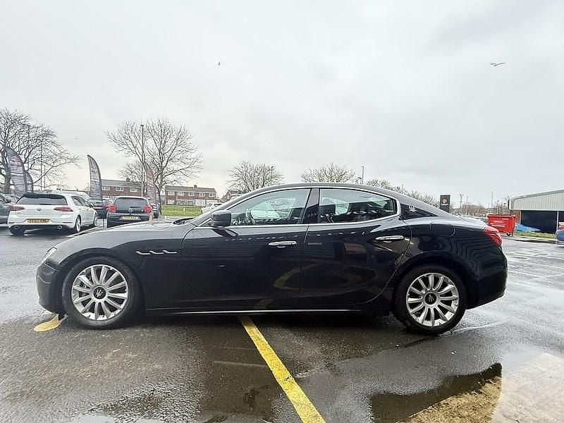Used Maserati Ghibli 275 HP (202 kW) 2015 Black Sedan