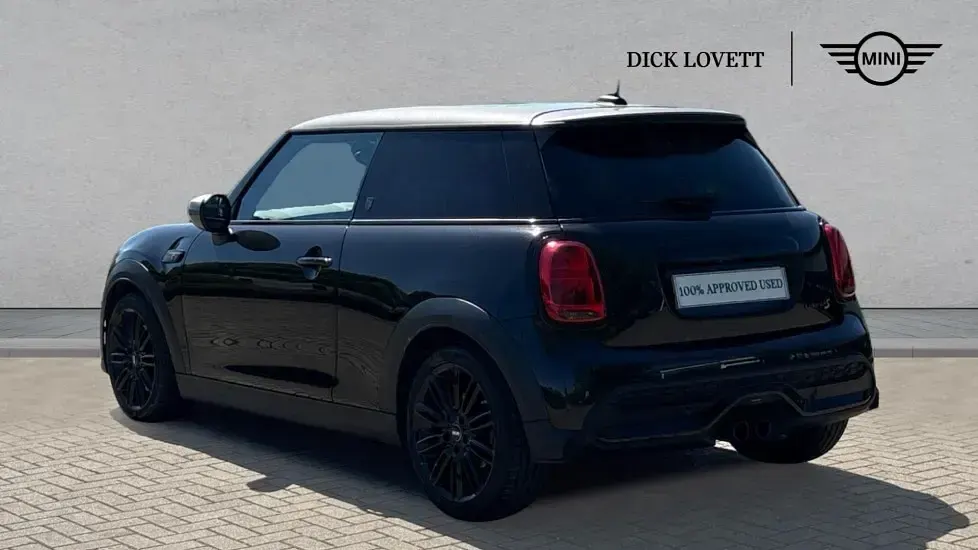Used Mini Cooper S Exclusive 176 HP (129 kW) 2023 Black Hatchback