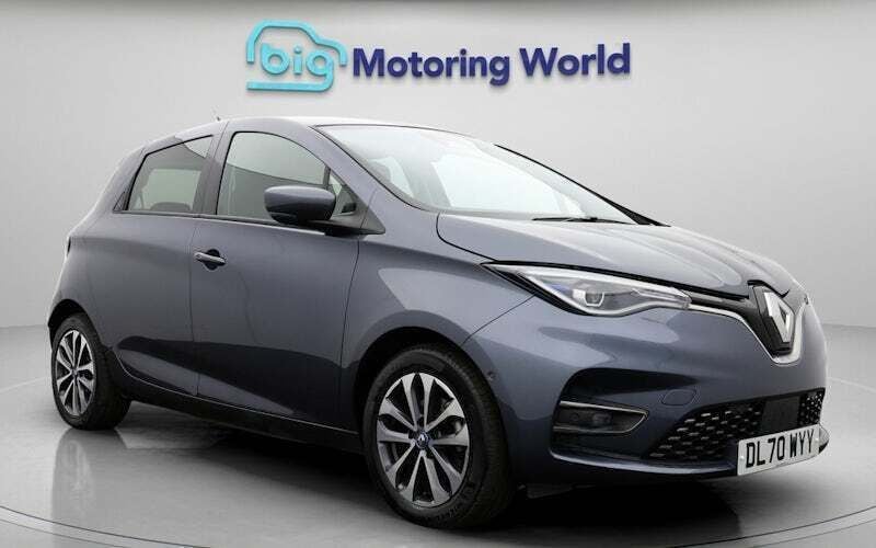 Used 2020 Renault Rapid GT-Line Hatchback | £10,200 (Fair price) - Image 1/4