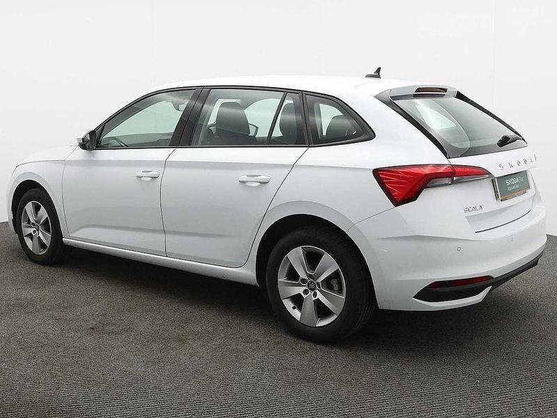 Used Skoda Scala SE 116 HP (85 kW) 2025 White Hatchback
