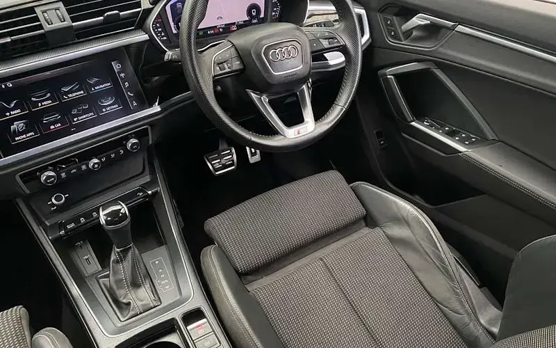 Used Audi Q3 S-Line 150 HP (110 kW) 2023 SUV