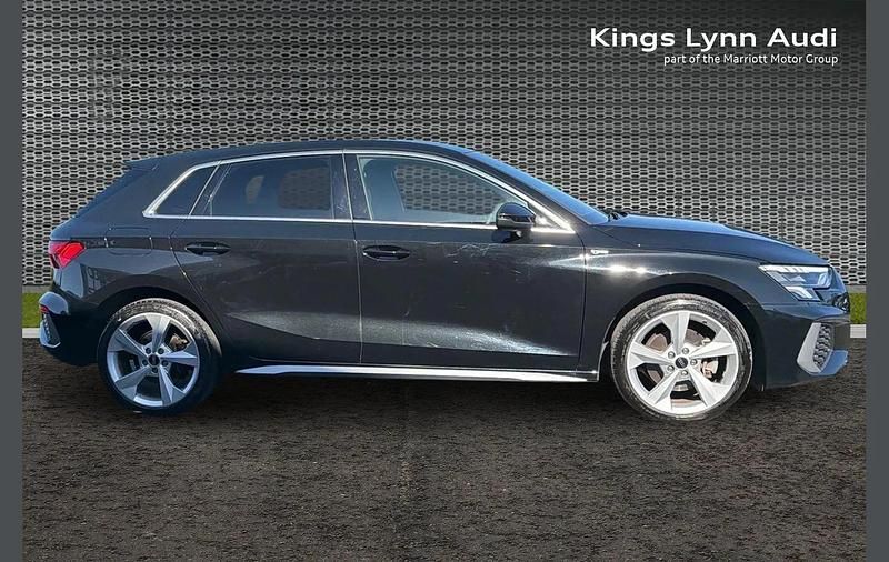 Used Audi A3 e-tron S-Line 200 HP (147 kW) 2024 Black Hatchback