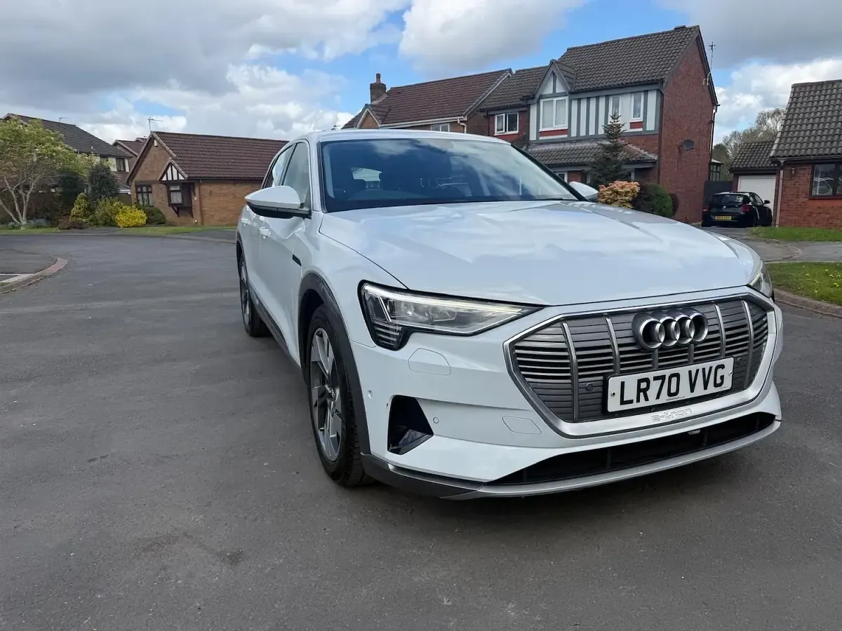 Used Audi e-tron Sport 230 kW (313 HP) 2020 White SUV
