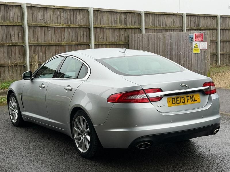 Usado Jaguar XF Premium Luxury 2013 Prateado Sedan