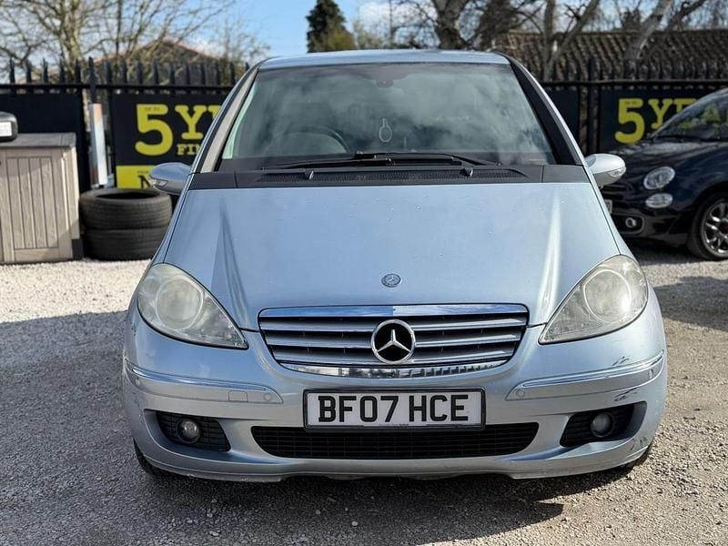 Begagnad Mercedes A160 Elegance 82 HK (60 kW) 2007 Blå Halvkombi