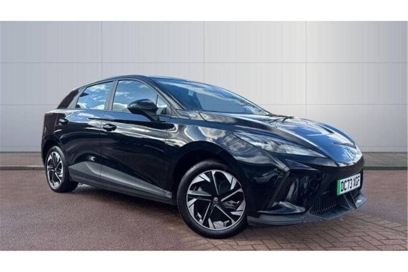 Black Used 2024 MG MG4 EV SE Hatchback | £16,829 (Good price) - Image 1/4