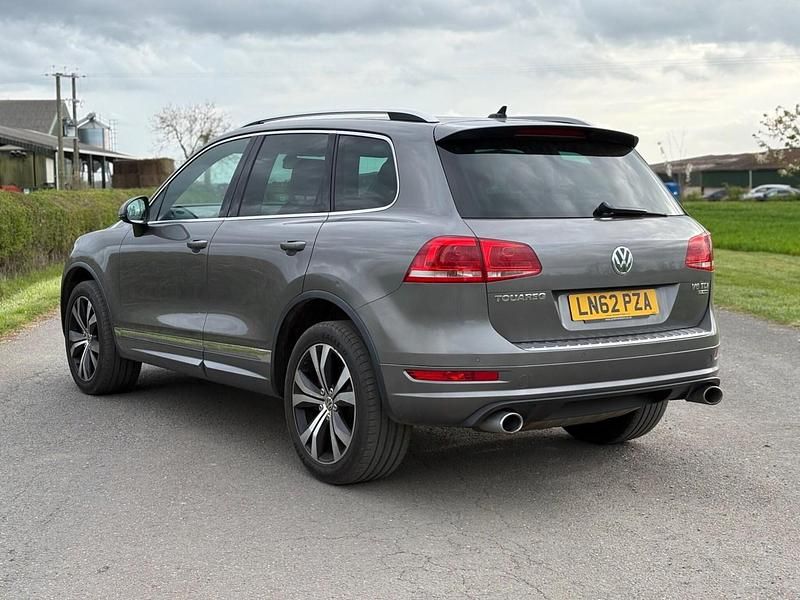 Used VW Touareg 245 HP (180 kW) 2012 Grey SUV