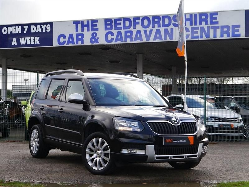 Black Used 2016 Skoda Yeti SE SUV | £10,995 (Fair price) - Image 1/4