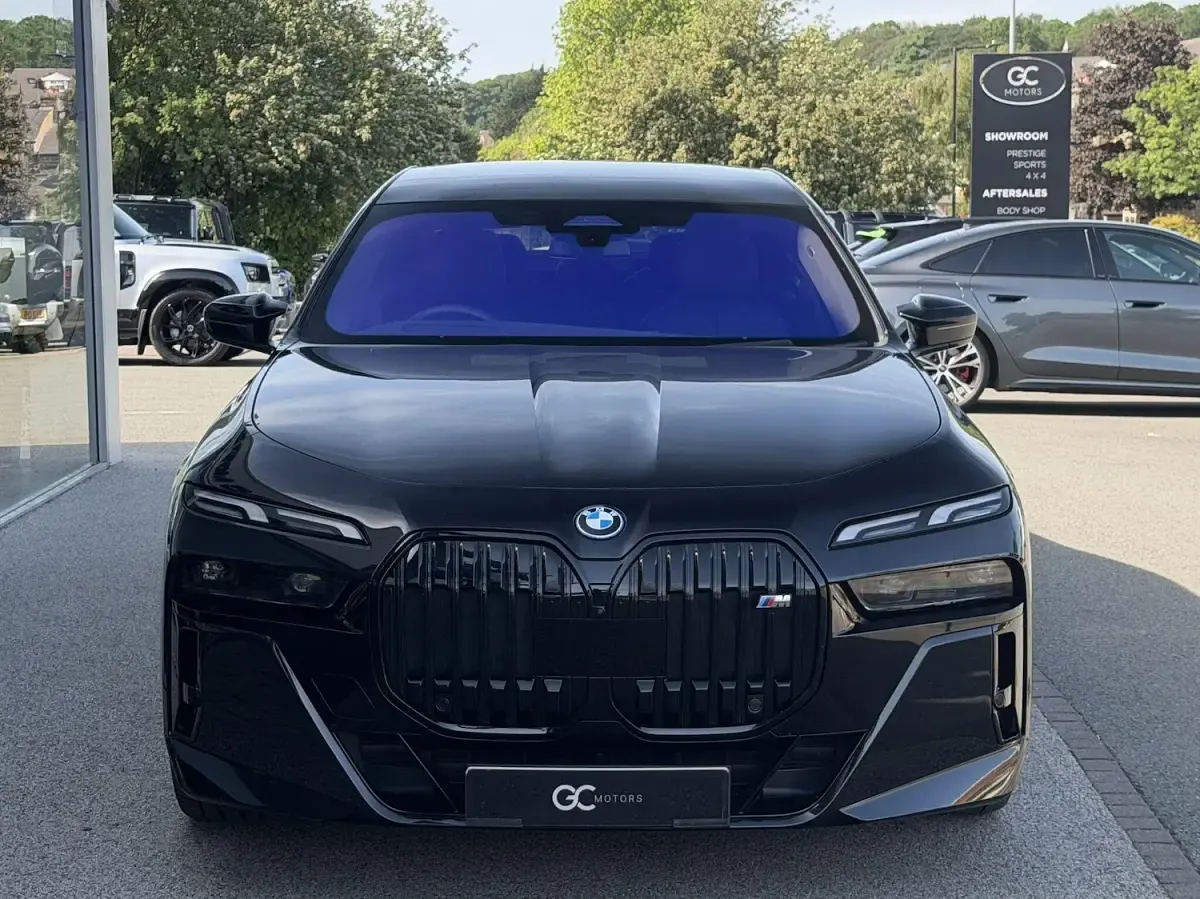 Used BMW M760e Executive 571 HP (419 kW) 2024 Black Sedan