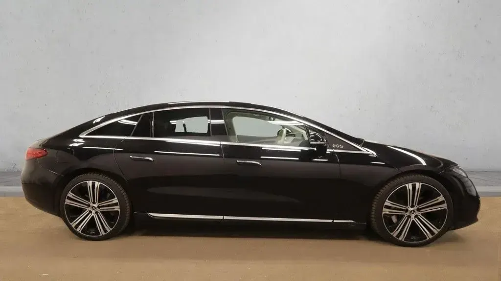 Used Mercedes EQS450+ Exclusive Luxury 244 kW (333 HP) 2022 Black Hatchback