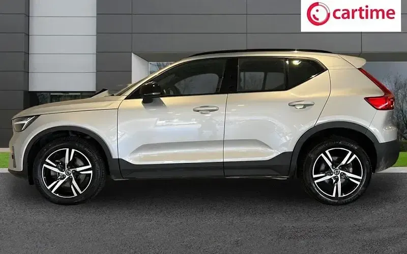 Used Volvo XC40 Plus 163 HP (119 kW) 2026 SUV