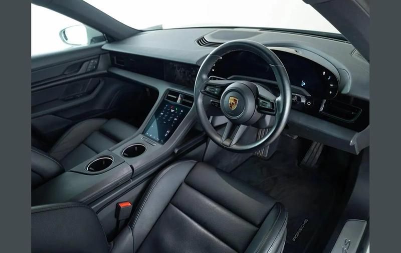 Used Porsche Taycan 419 kW (571 HP) 2022 Grey Sedan