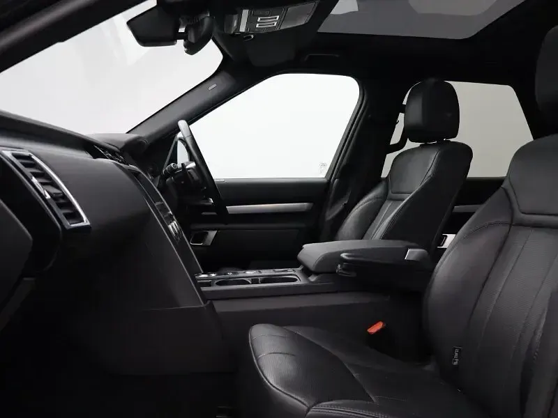 Usado Land Rover Discovery 5 Landmark 306 HP (225 kW) 2020 Azul SUV