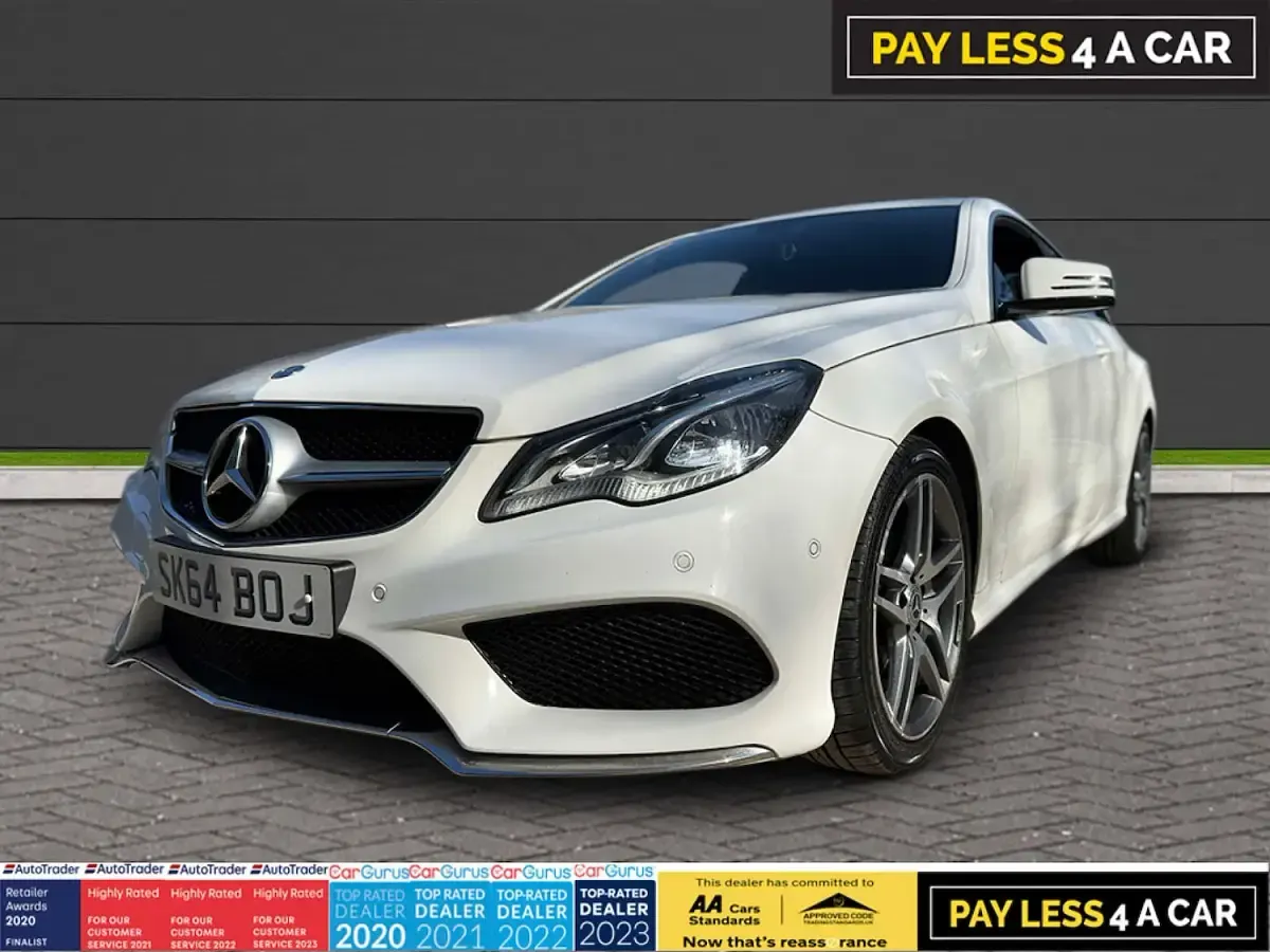 Usado Mercedes E220 AMG line 2014 Blanco Coupe