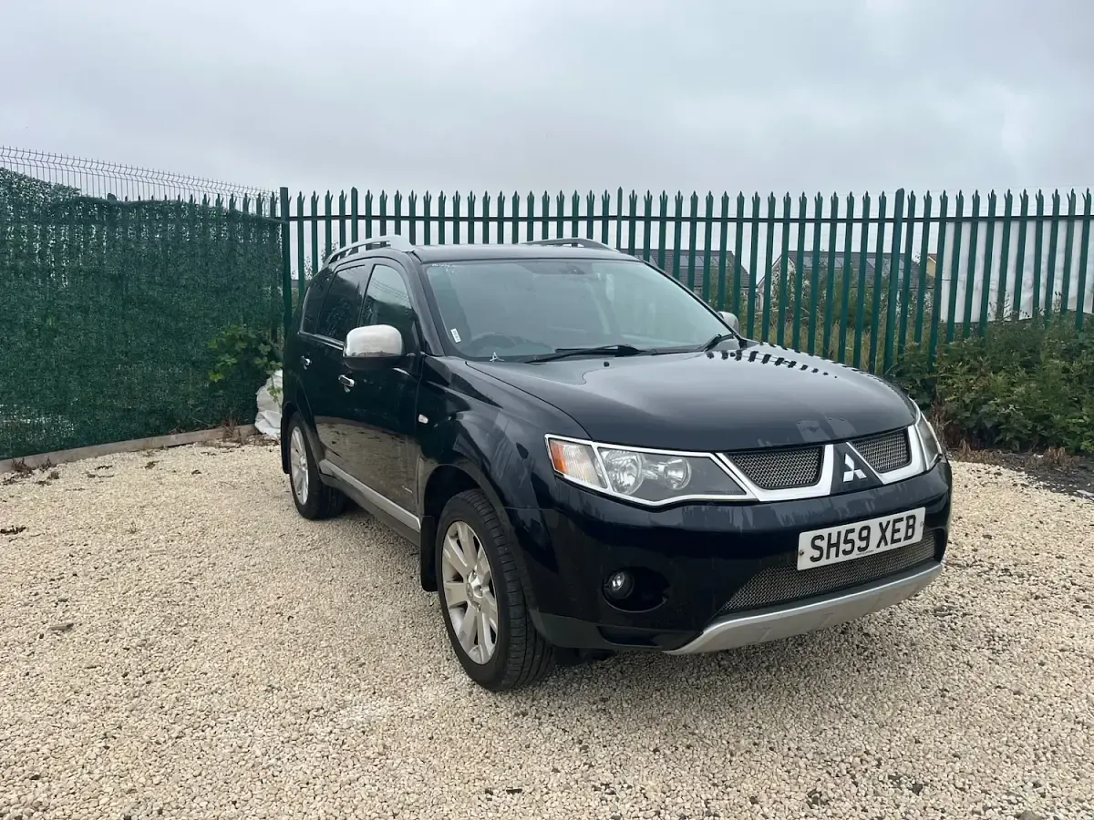 Used Mitsubishi Outlander 156 HP (114 kW) 2009 Black SUV