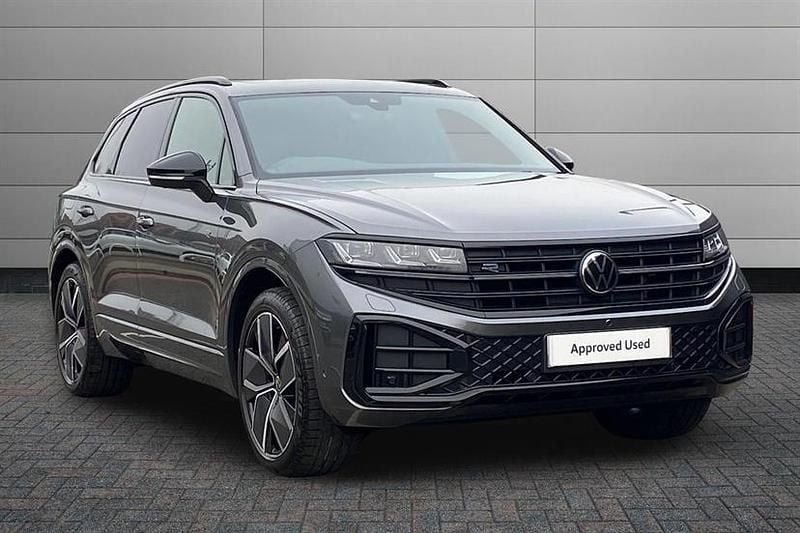 Used VW Touareg Black Edition 286 HP (210 kW) 2025 Silicon grey SUV