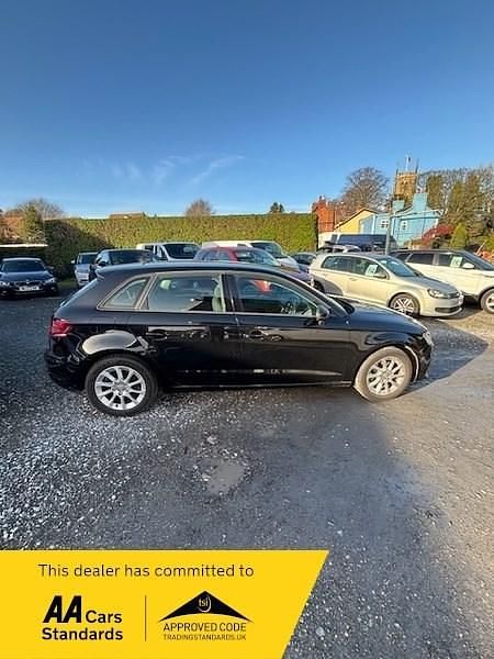 Used Audi A3 Competition 150 HP (110 kW) 2015 Black Hatchback