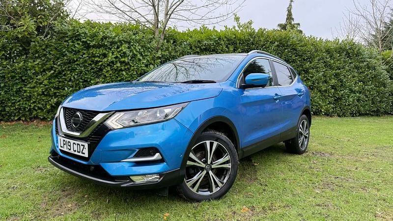 Used Nissan Qashqai N-Connecta 140 HP (102 kW) 2019 Blue SUV