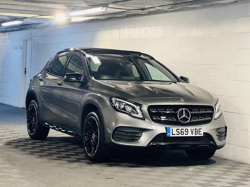 Grey Used 2019 Mercedes GLA200 AMG line SUV | £17,989 - Image 1/4