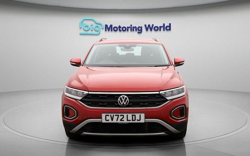 Used VW T-Roc Life 150 HP (110 kW) 2025 SUV