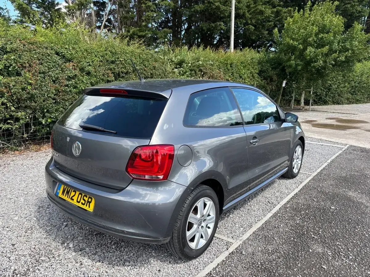 Used VW Polo Match 70 HP (51 kW) 2012 Grey Hatchback