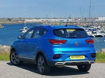 Used MG ZS Excite 106 HP (77 kW) 2024 Blue SUV