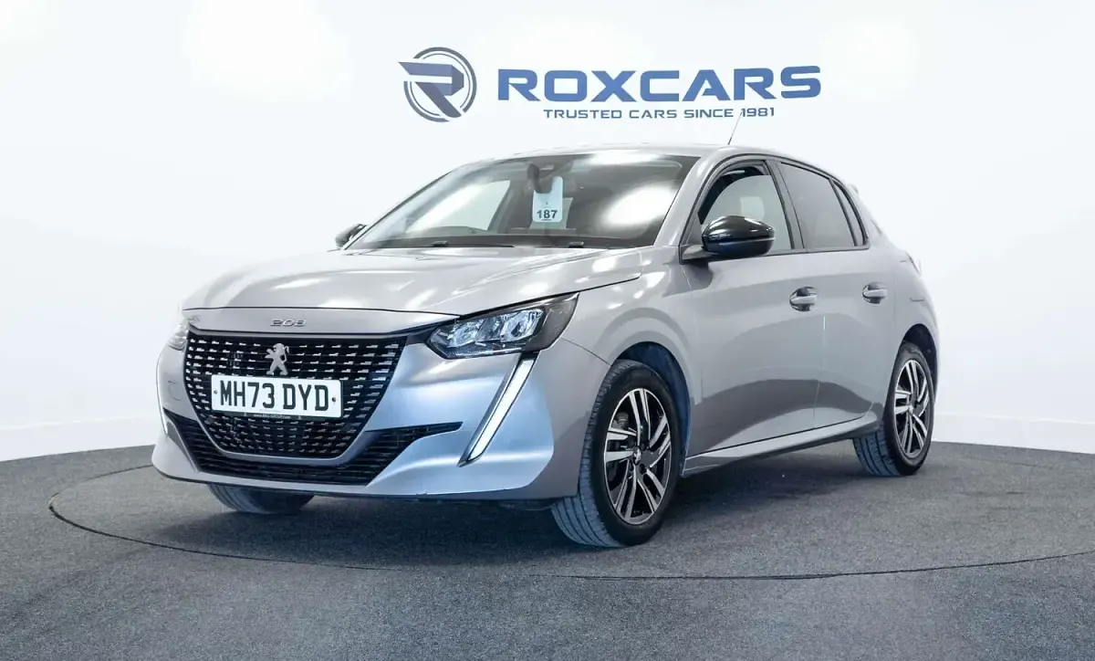 Used Peugeot 208 Allure+ 100 HP (73 kW) 2024 Grey Hatchback